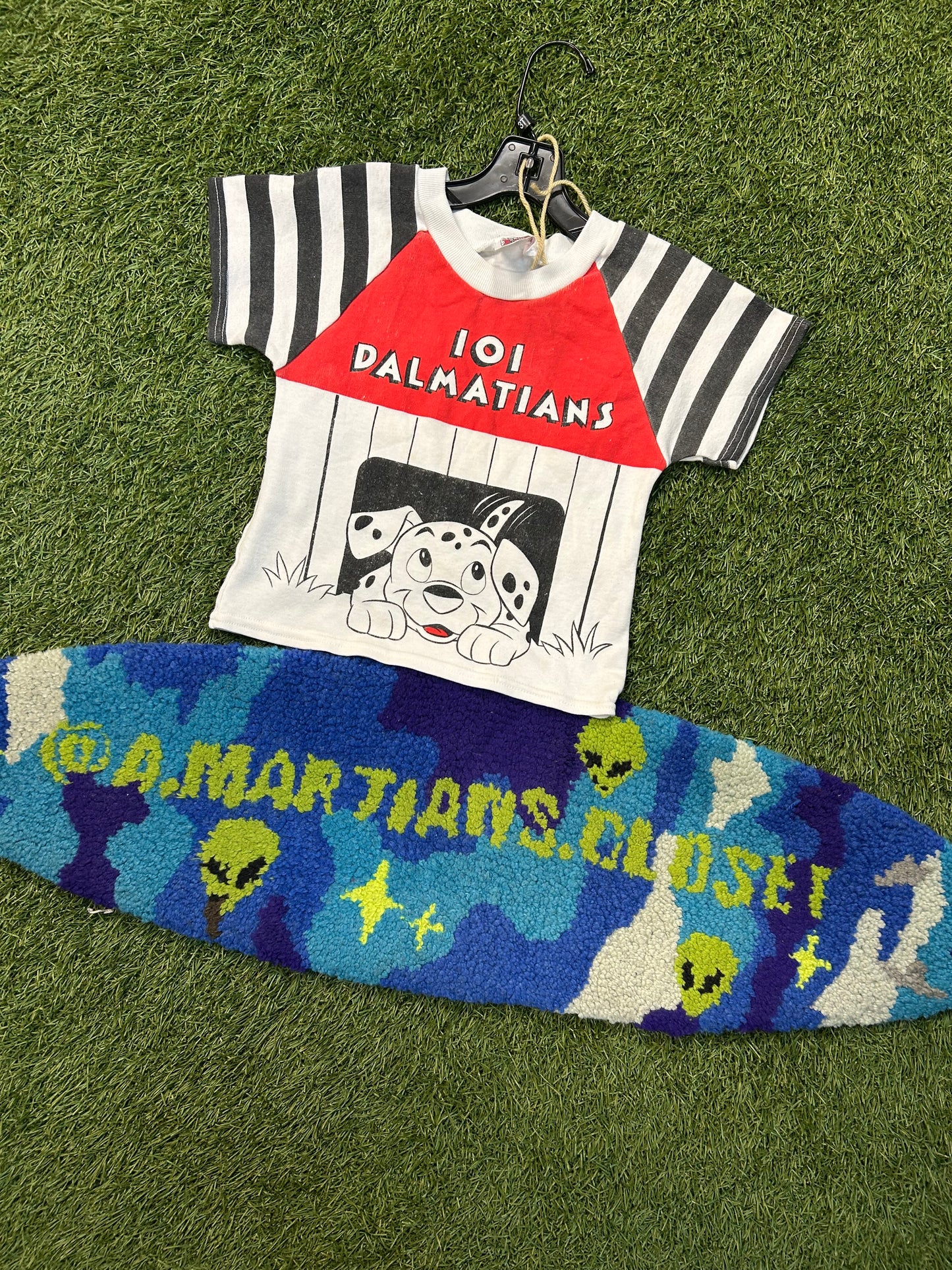 Vintage 90s Disneys 101 Dalmatians Kids Tee