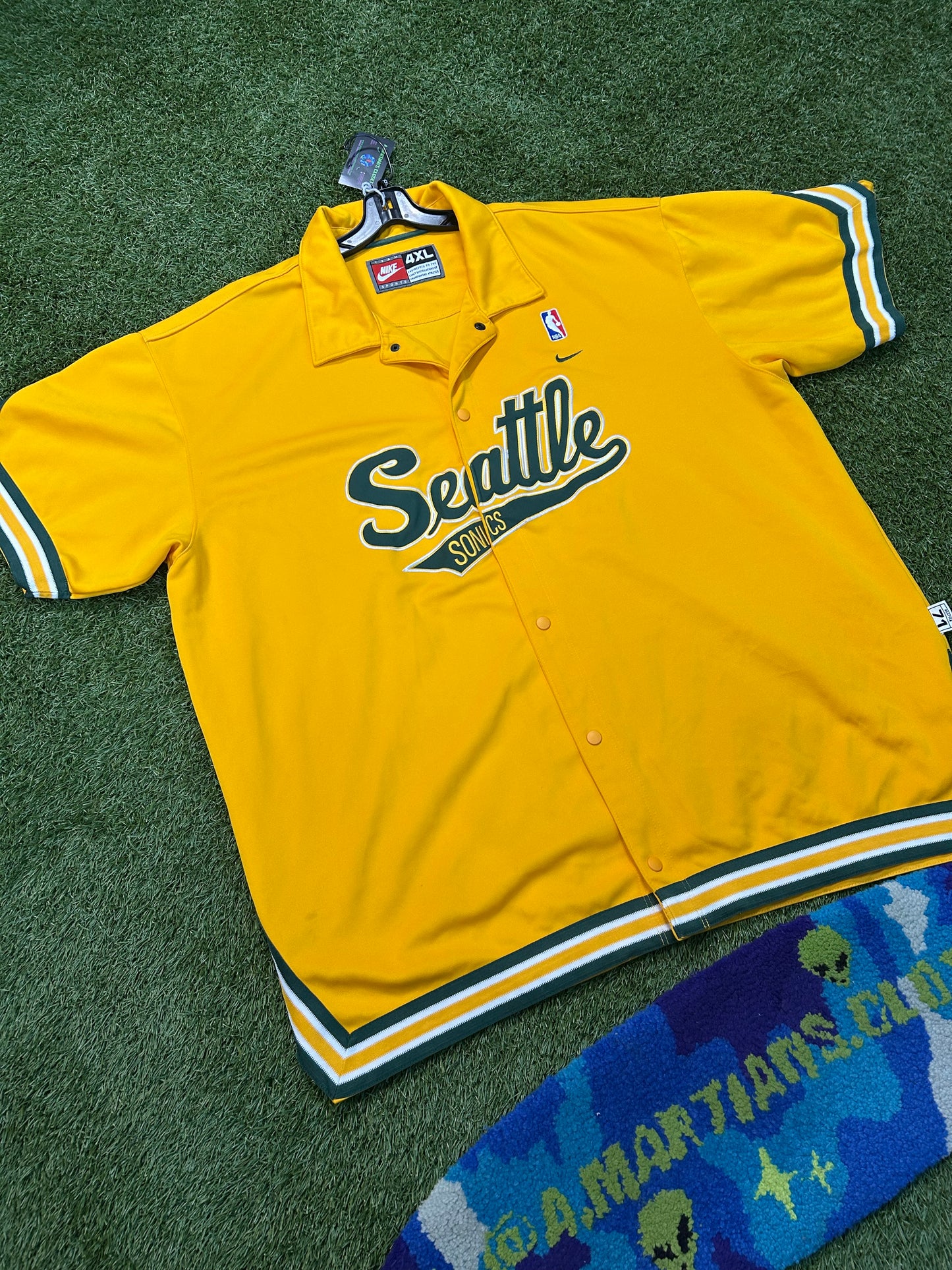 Vintage Nike Seattle Sonics Warmup Jacket