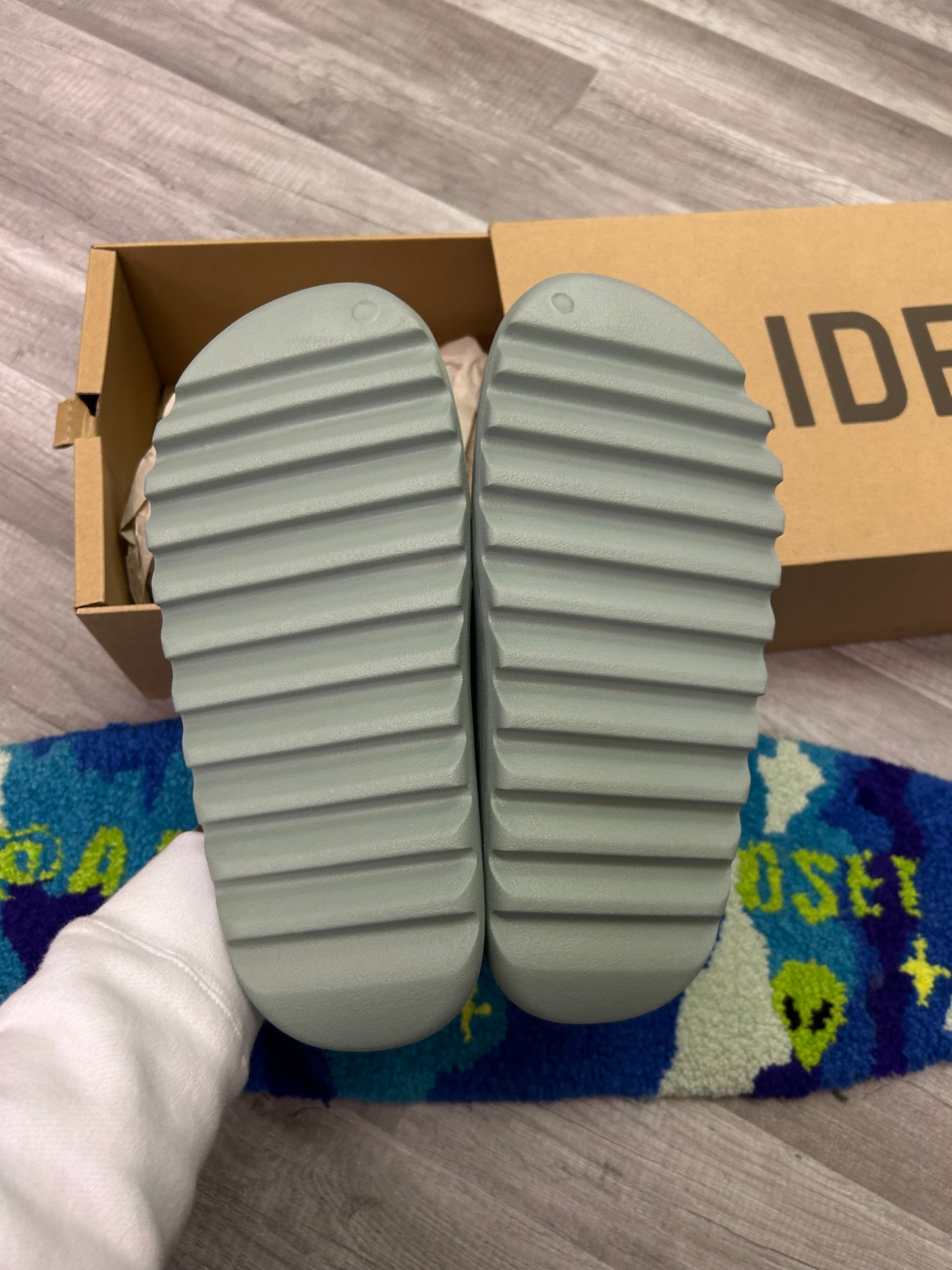 Adidas Yeezy Slide Salt