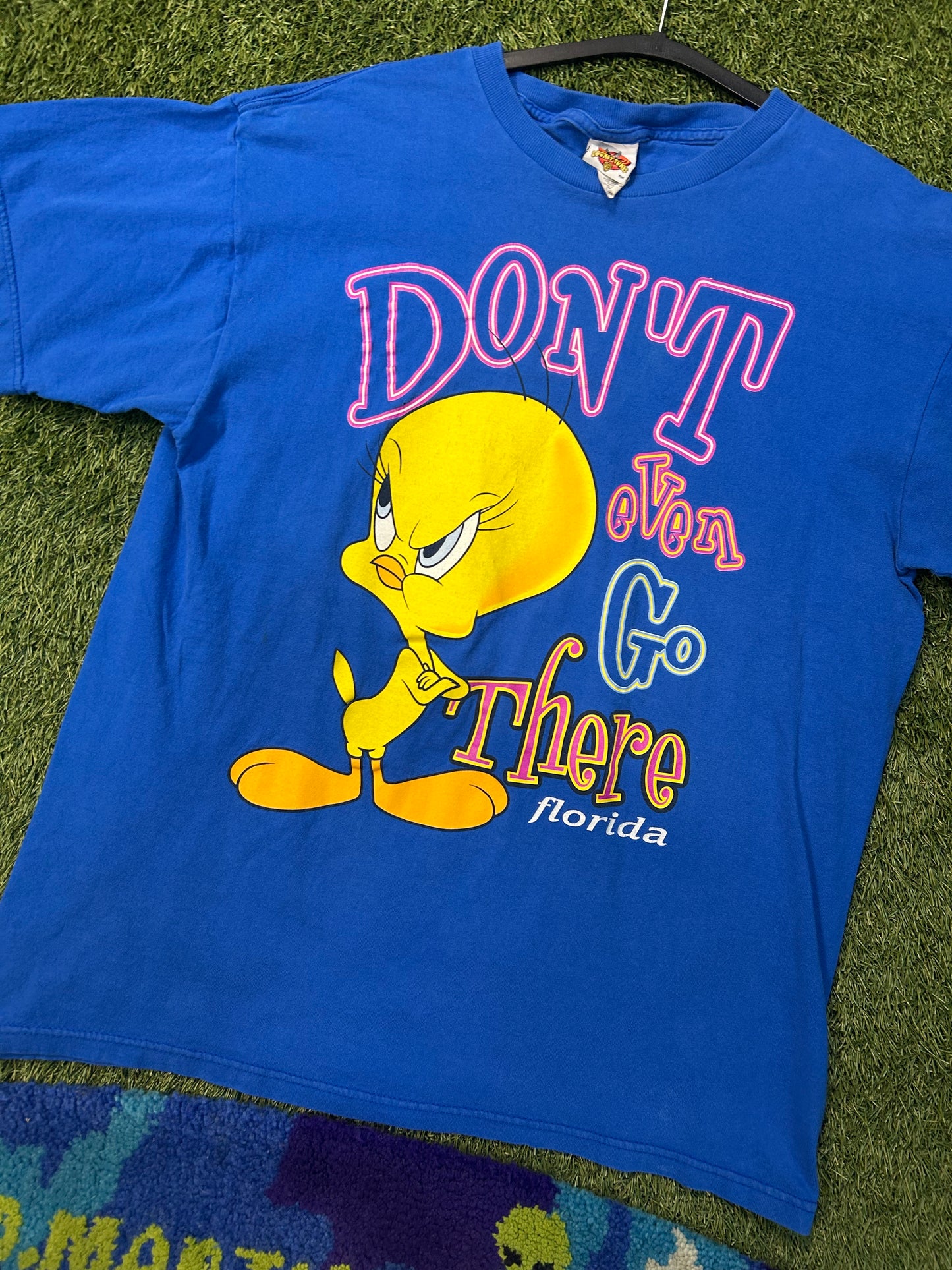 Vintage 1997 Looney Tunes Tweety Bird Don’t even Go There Tee