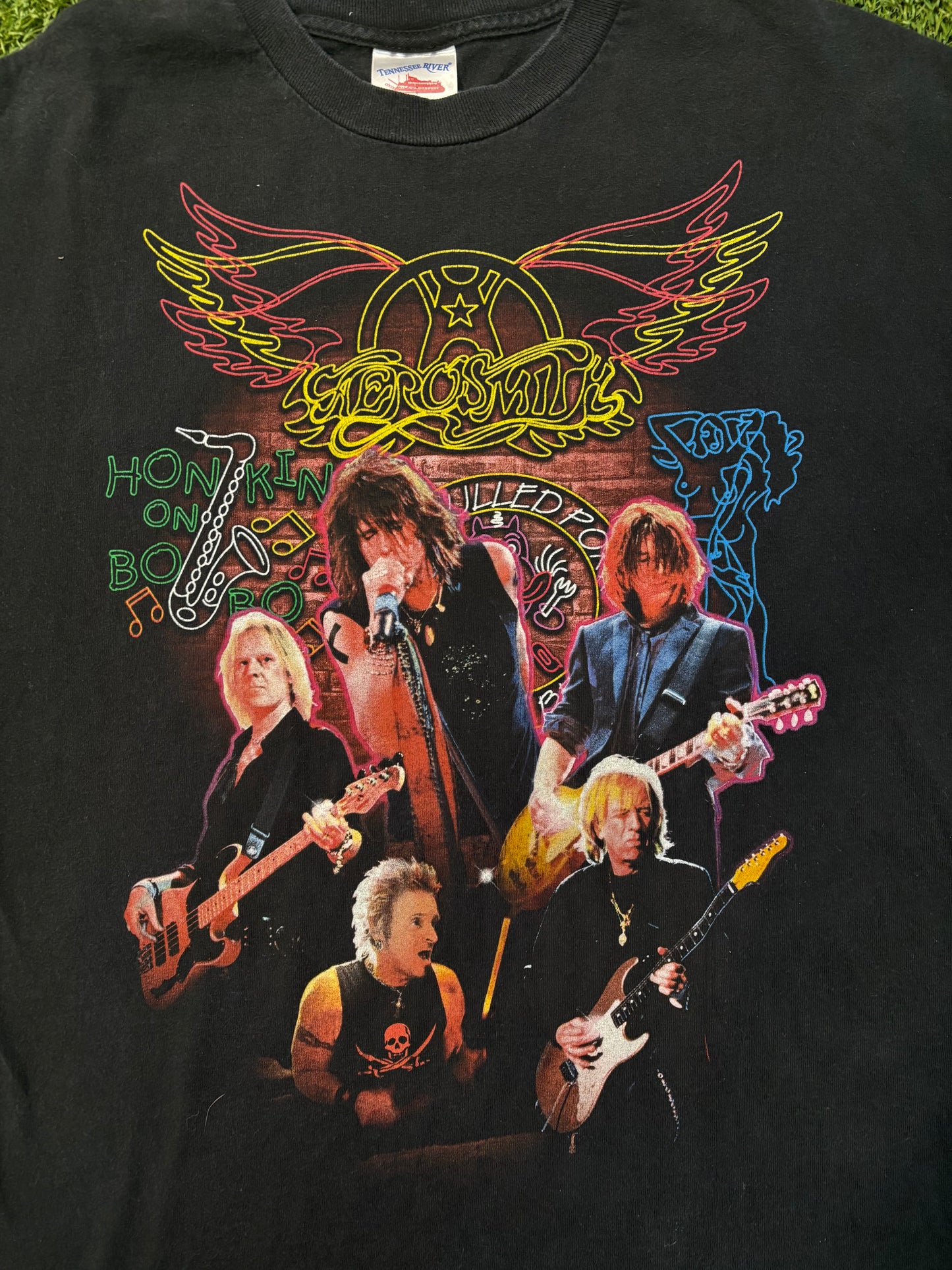 Y2K Aerosmith Honkin On BoBo Band Tour Tee