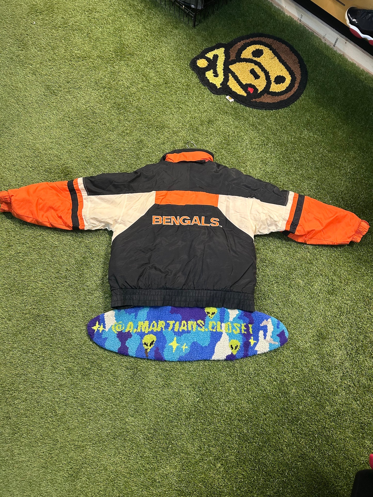 Vintage 90s Game Day NFL Cincinnati Bengals Jacket W/Hood