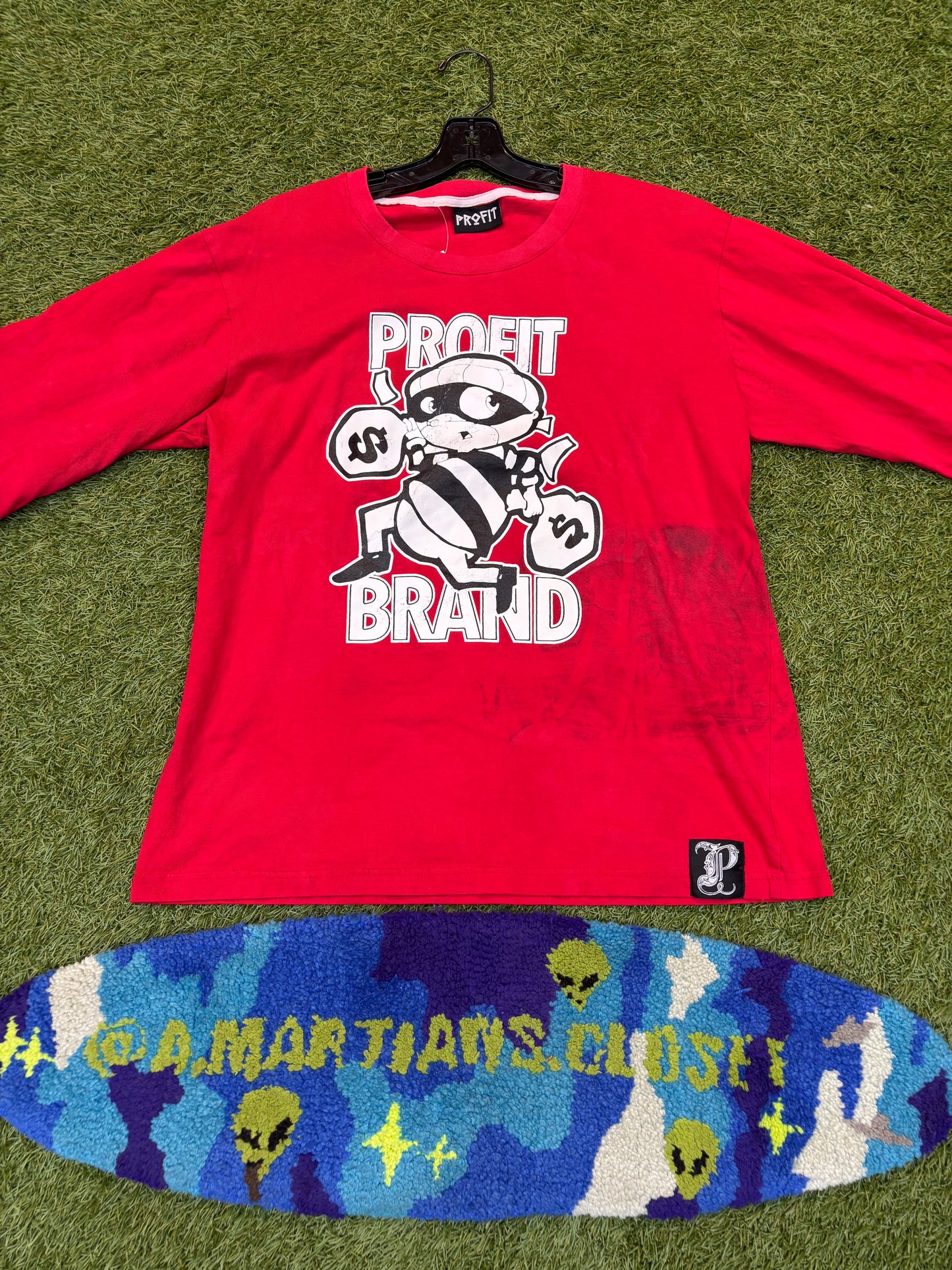 Cash Money" Graphic Red Tee