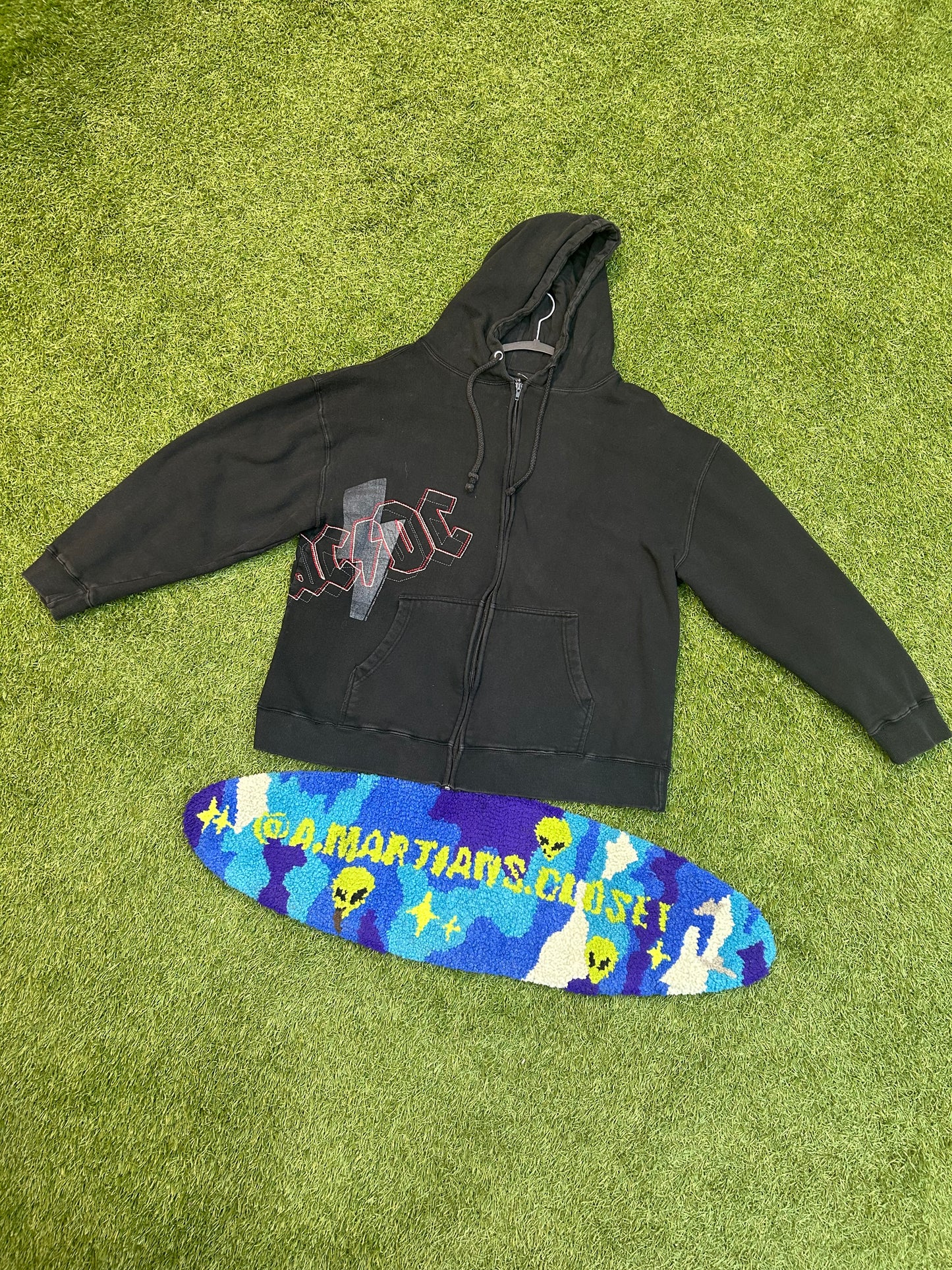 2007 AC DC Back In Black ZipUp Hoodie