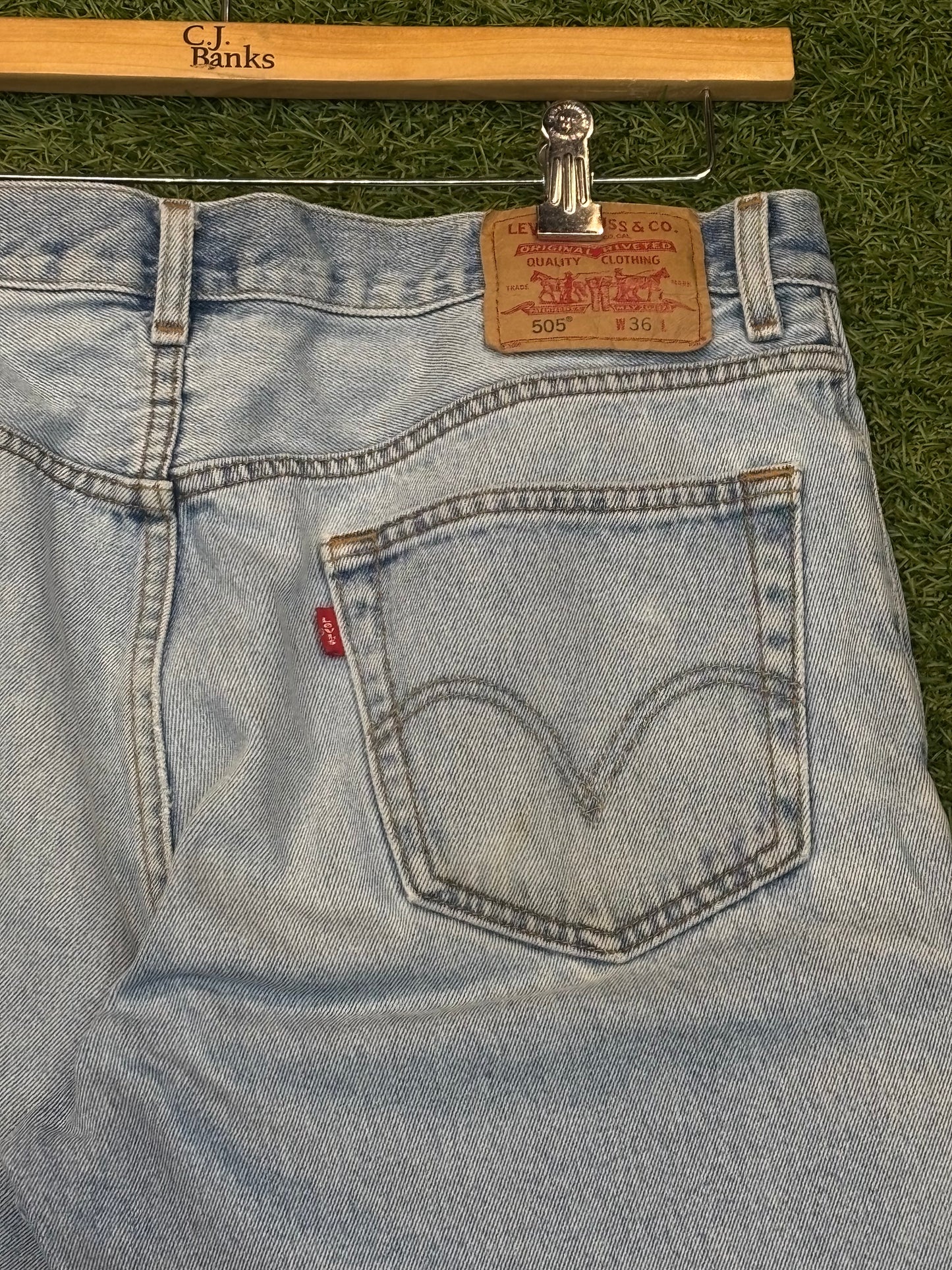 Women’s Vintage Light Wash Levi Jorts