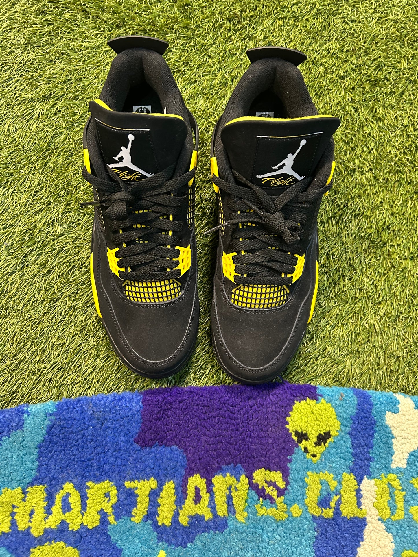 Jordan Retro 4 Yellow Thunders