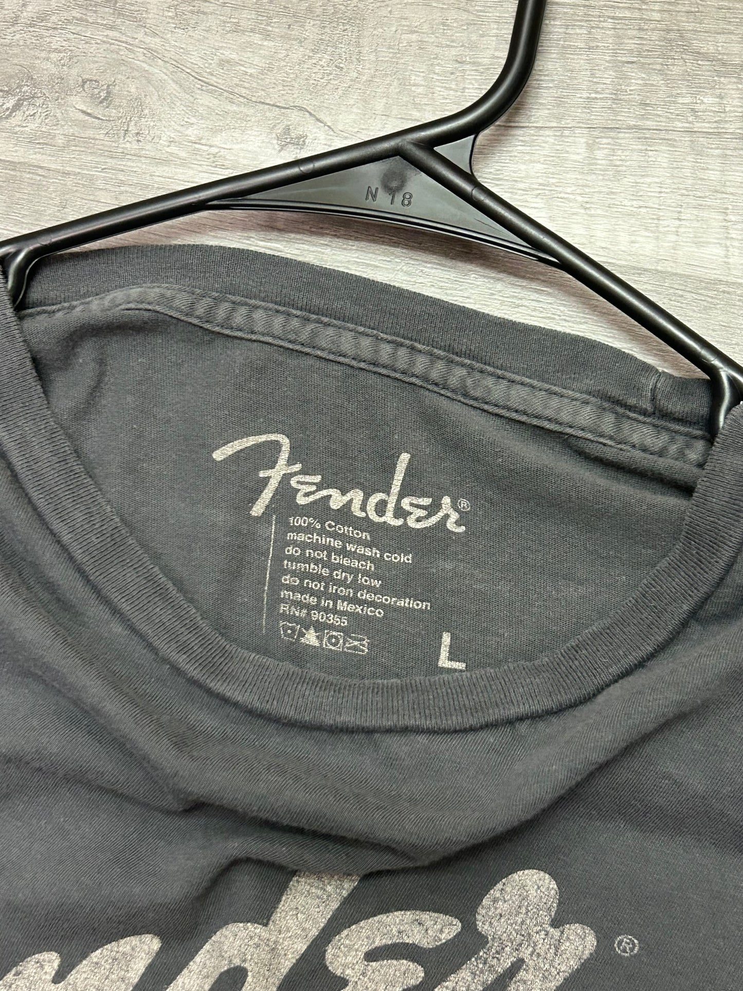 Vintage Women’s ‘Fender’ Tee