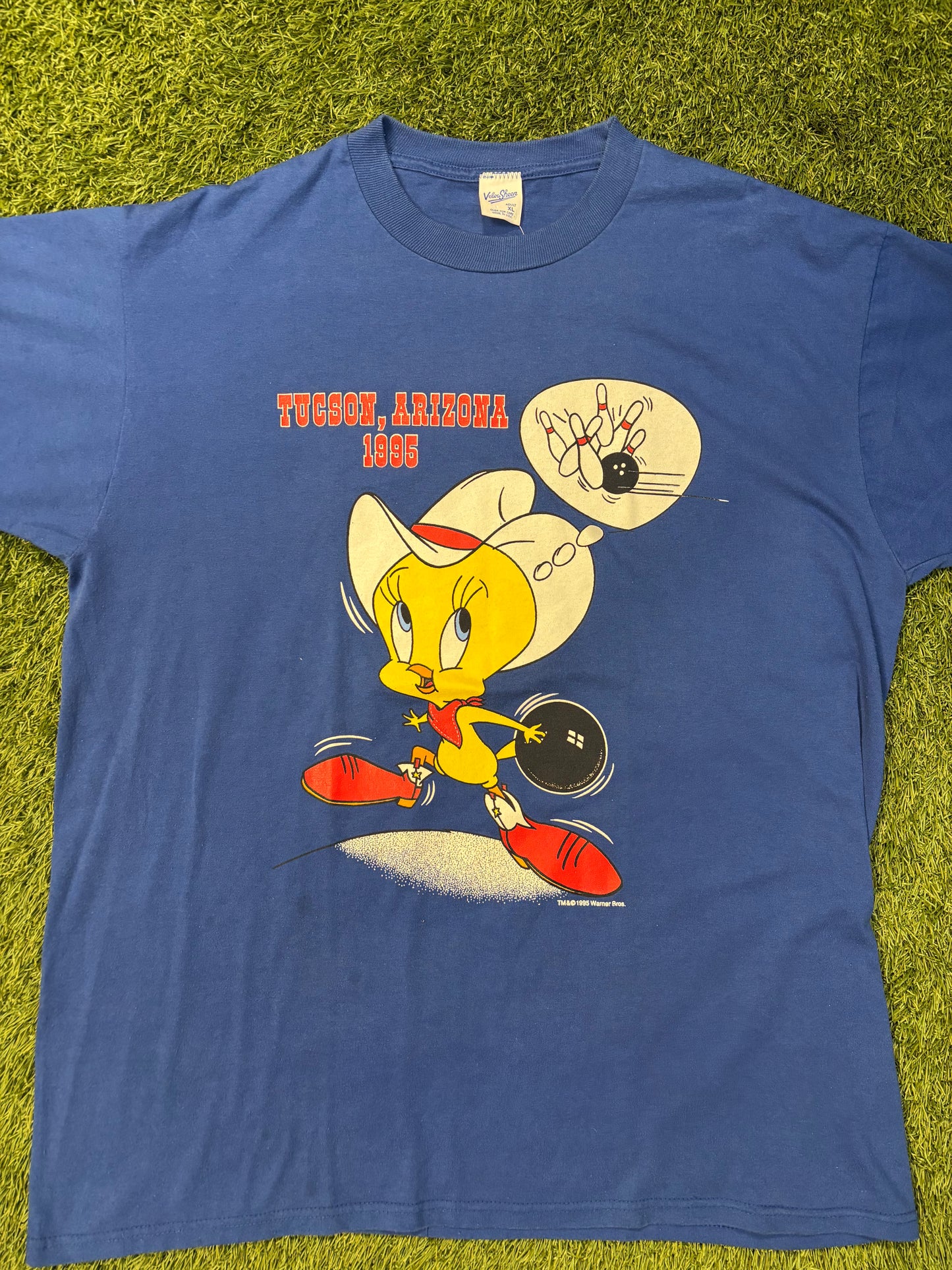 Vintage 1995 Tucson, Arizona Tweetie Bird Bowling Tee