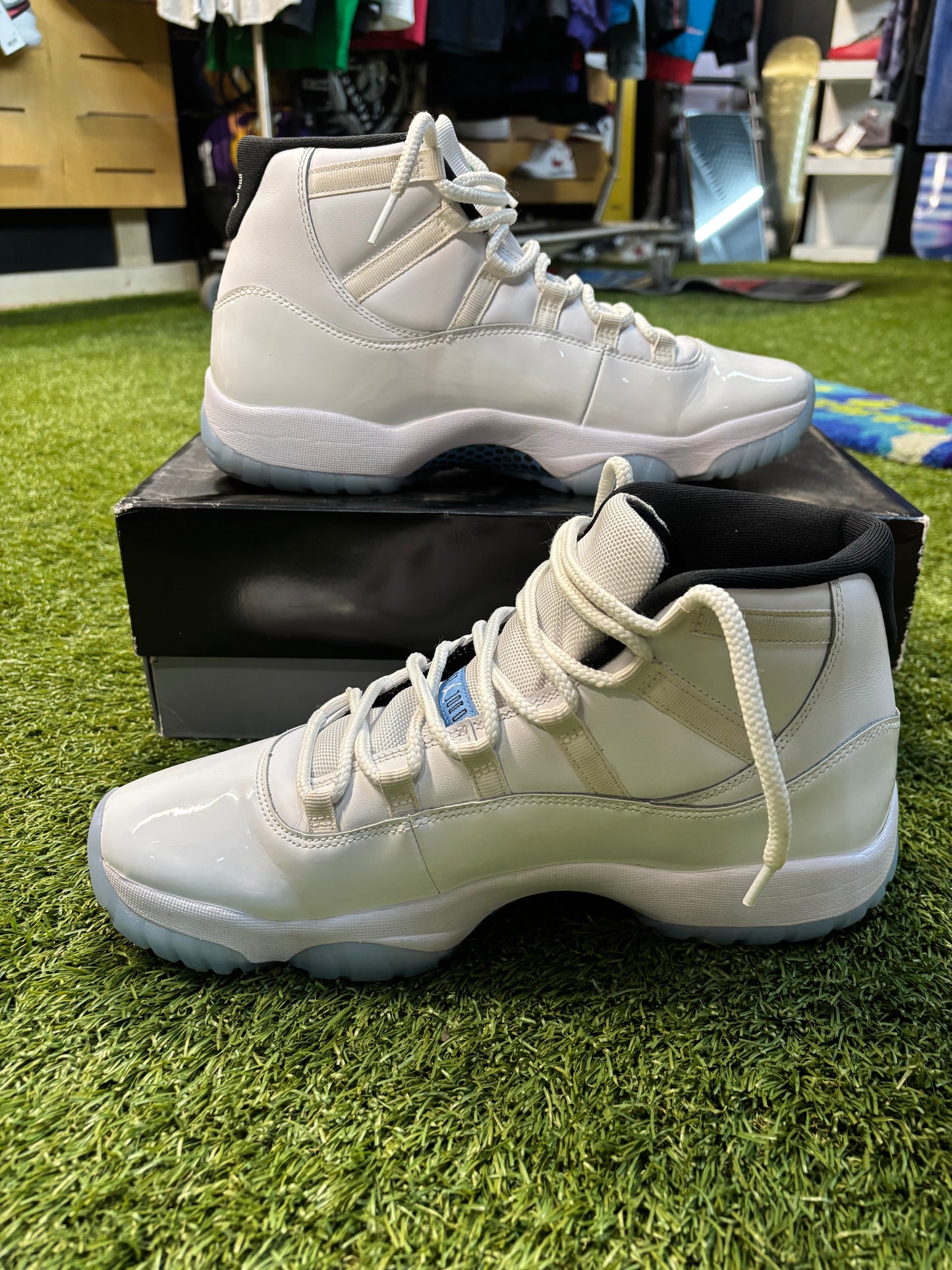 Jordan retro 11 Columbia
