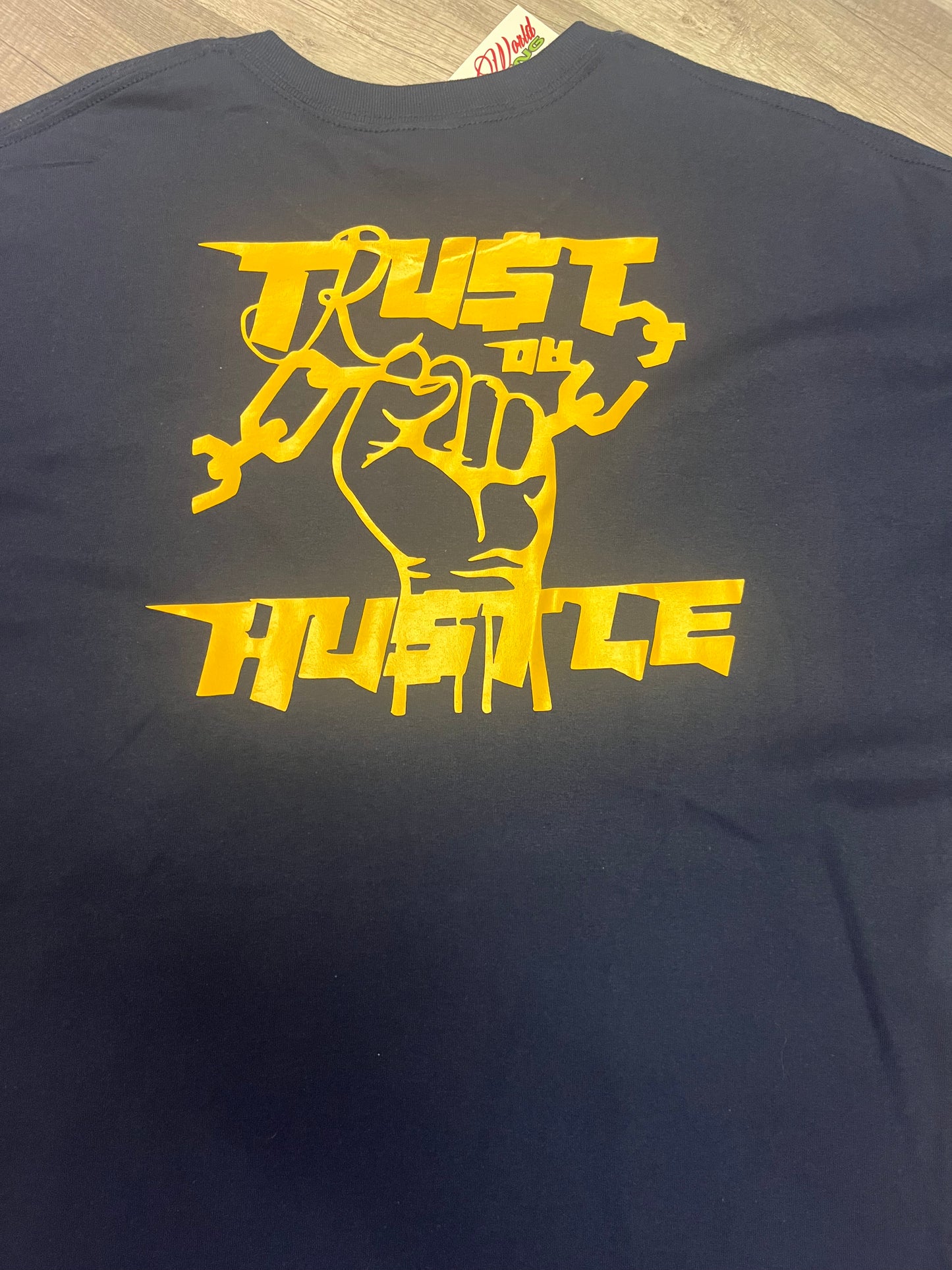 Fr33world Trust Da Hustle tee