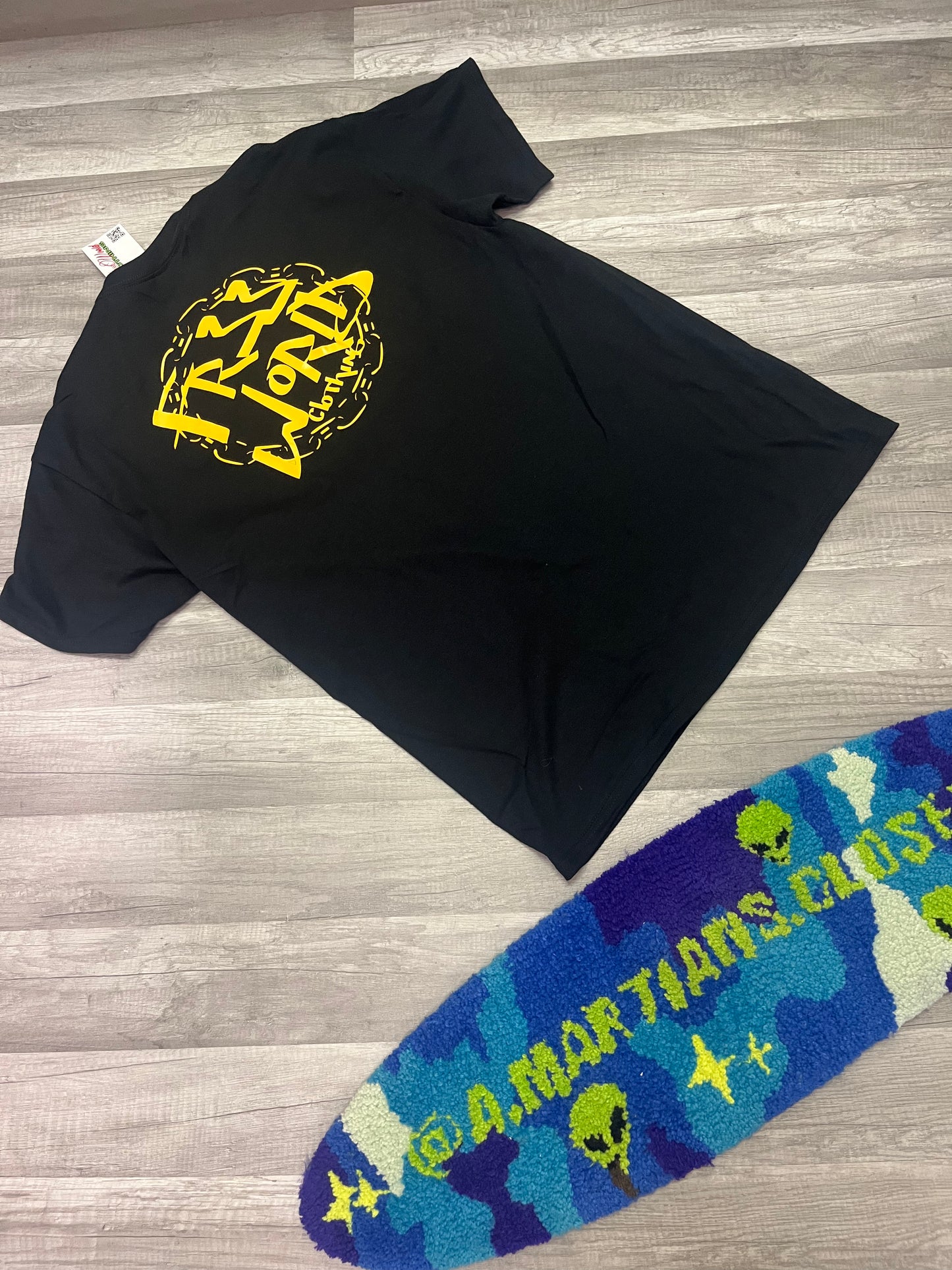 FR33WORLD CHAIN TEES