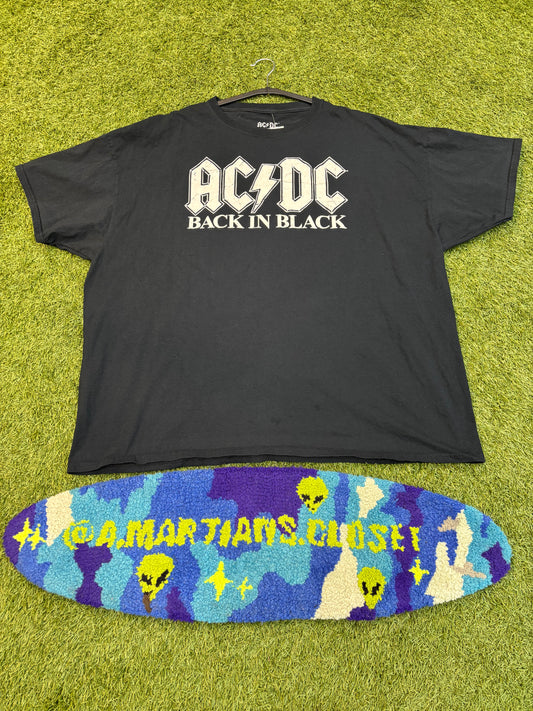 New Age/Reprint AC/DC “Back in Black” Plain B&W Tee