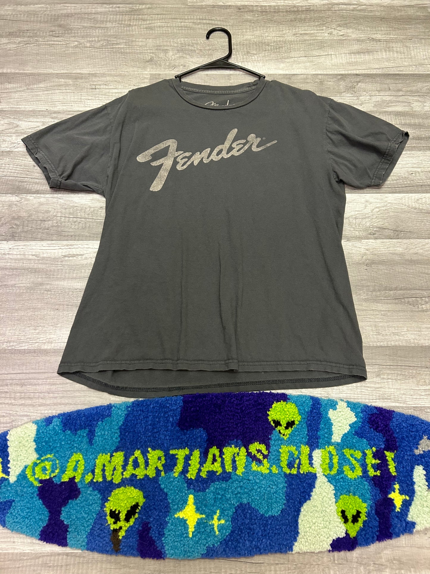 Vintage Women’s ‘Fender’ Tee