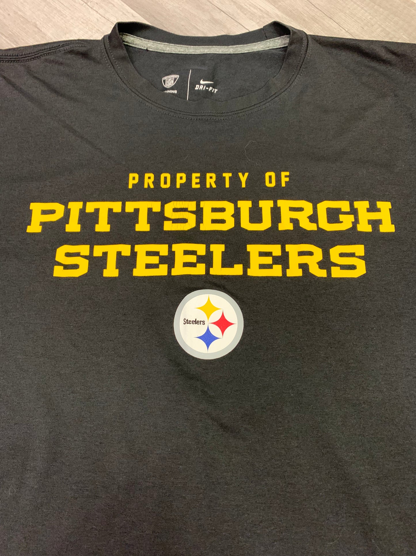 ￼Pittsburgh Steelers dri-Fit tee