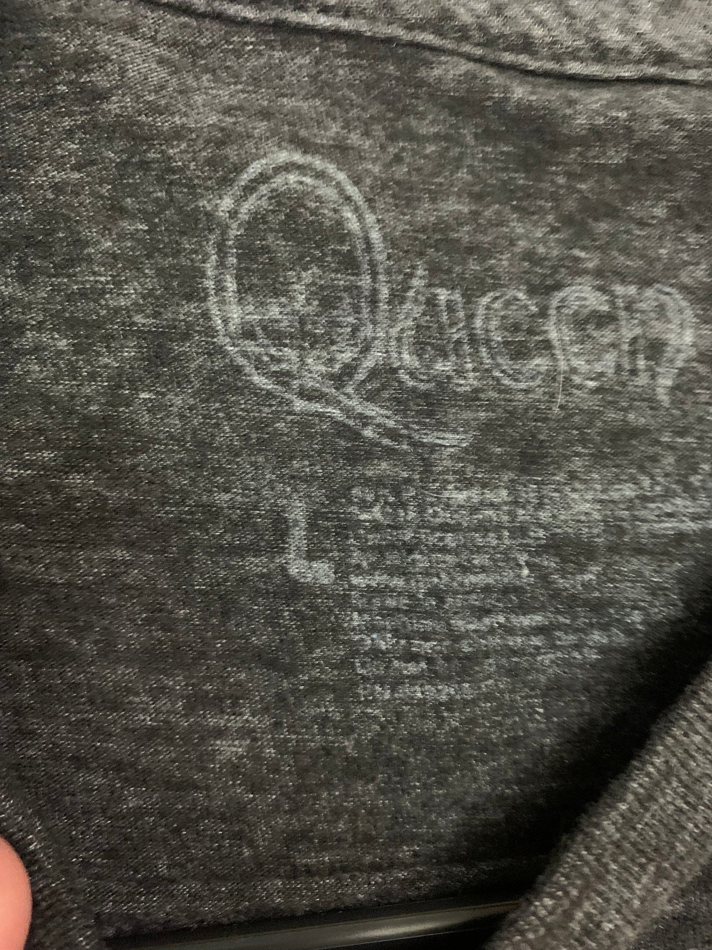 QUEEN TEE