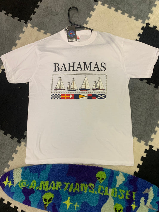 Vintage Bahamas Vacation Tee size L