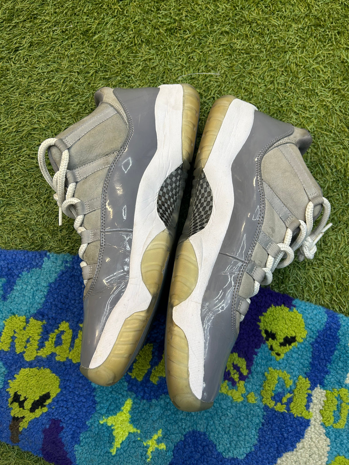 Jordan 11 Low Retro Cool Grey(Used)