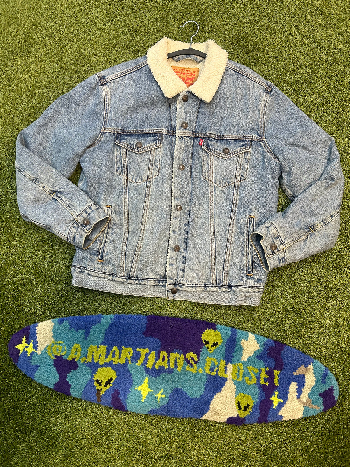 Y2K Levi’s Blue Jean Jacket